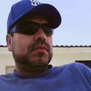 Meet your Posher, Manuel